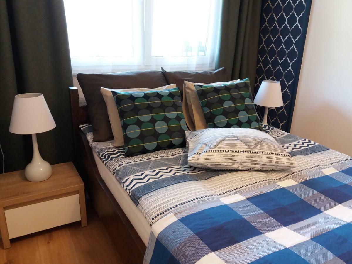 Apartament Pruszkow Bagian luar foto